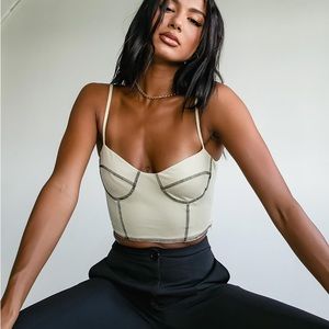 NWT Leilani Top princess polly